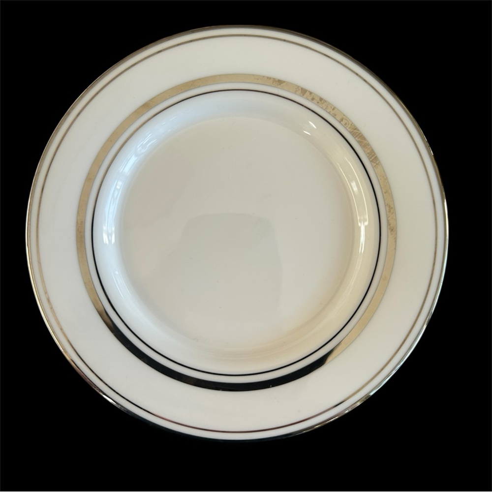 Kate Spade by Lenox White China with Silver Trim Dessert Plates. Set by of 4
